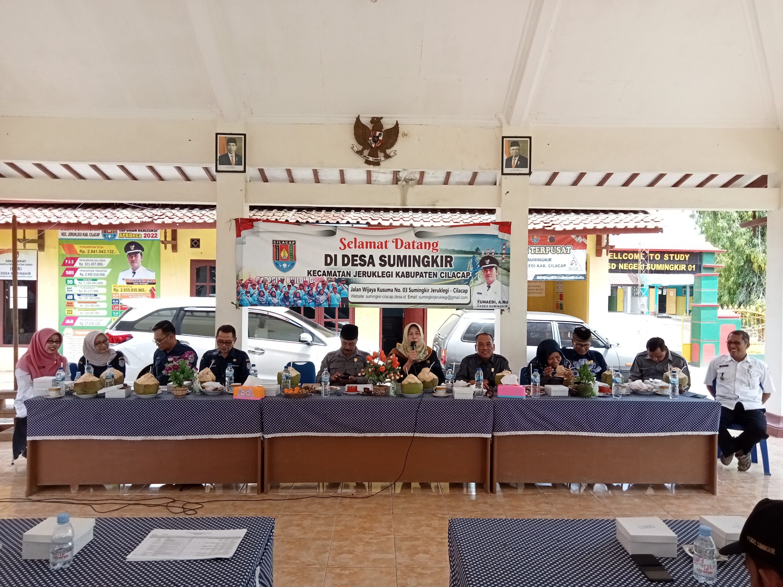 Peninjauan Kerja Komisi A DPRD Kabupaten Cilacap bersama Disdukcapil: Peningkatan Layanan Digital Kependudukan di Desa Sumingkir